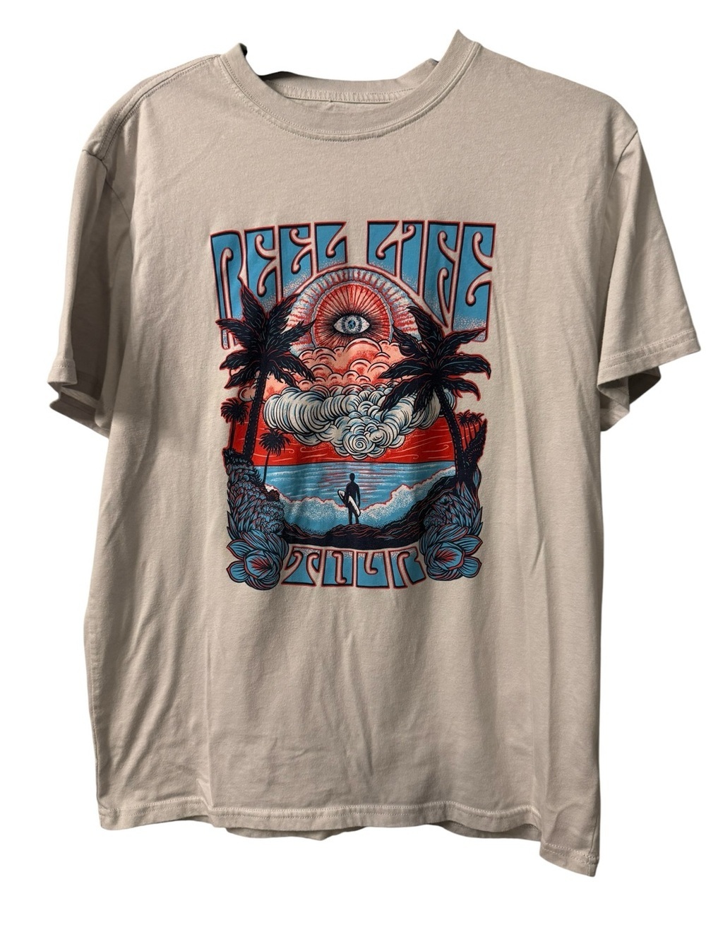Men’s Reel Life T shirt in light grey with surf beach theme EUC Size Medium